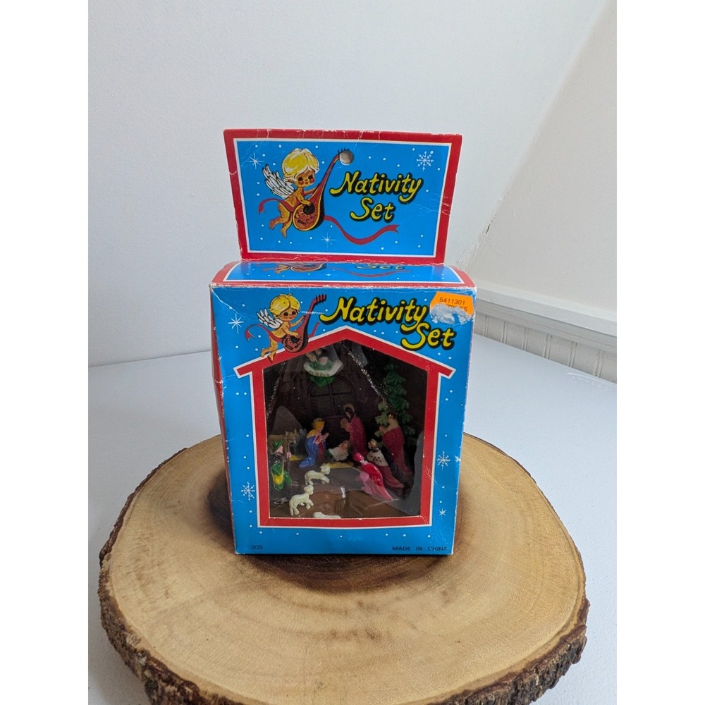 Vintage Miniature Plastic Christmas Nativity Set 6 Inches Glitter New In Box